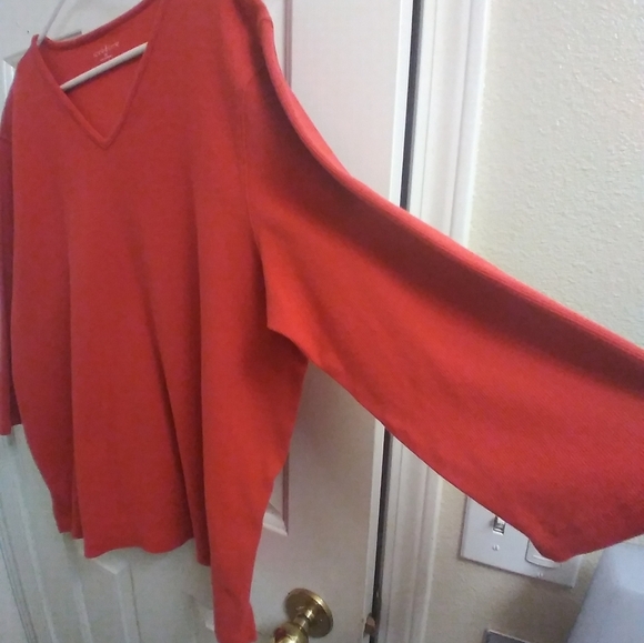 Liz Claiborne plus sweater 2X red - Picture 2 of 6